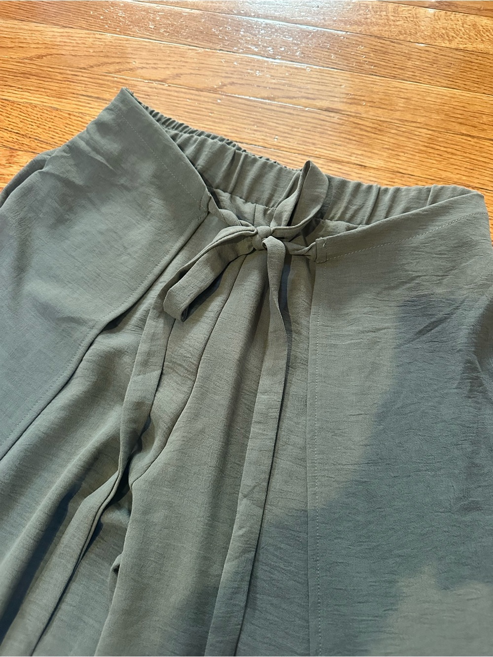 Zara Wide-Leg Drawstring Pants in Sage Green - Picture 2 of 3